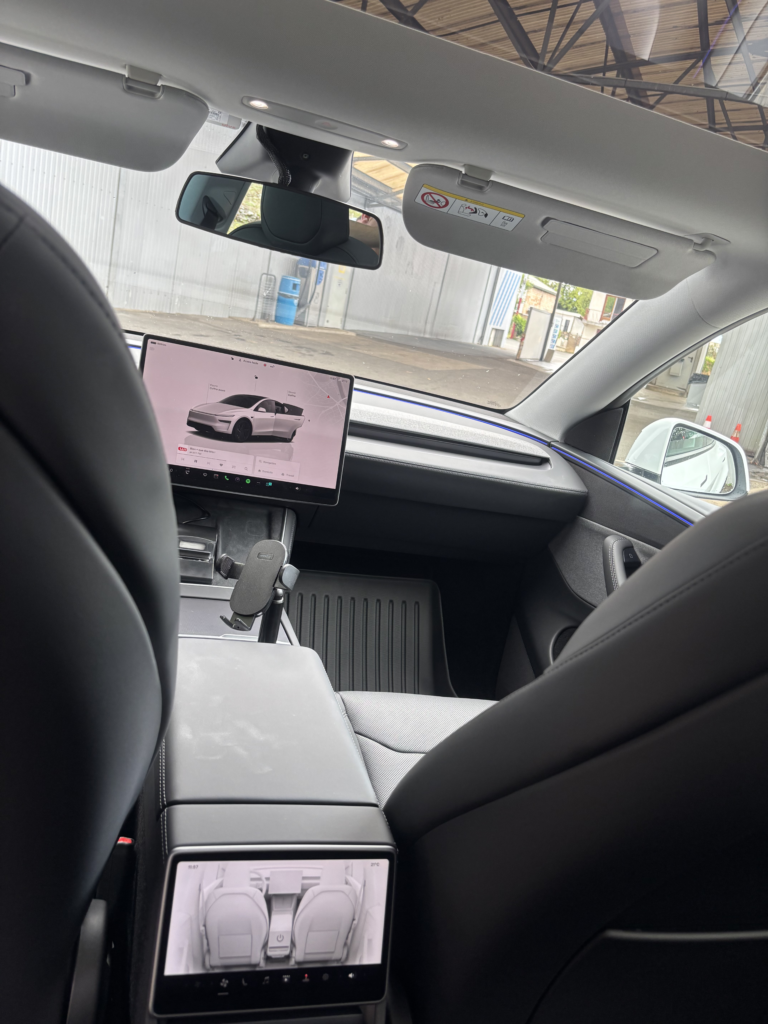 Intérieur du véhicule de Assistance Taxi Sud-Gironde, taxi médical conventionné par l'assurance maladie en Gironde.